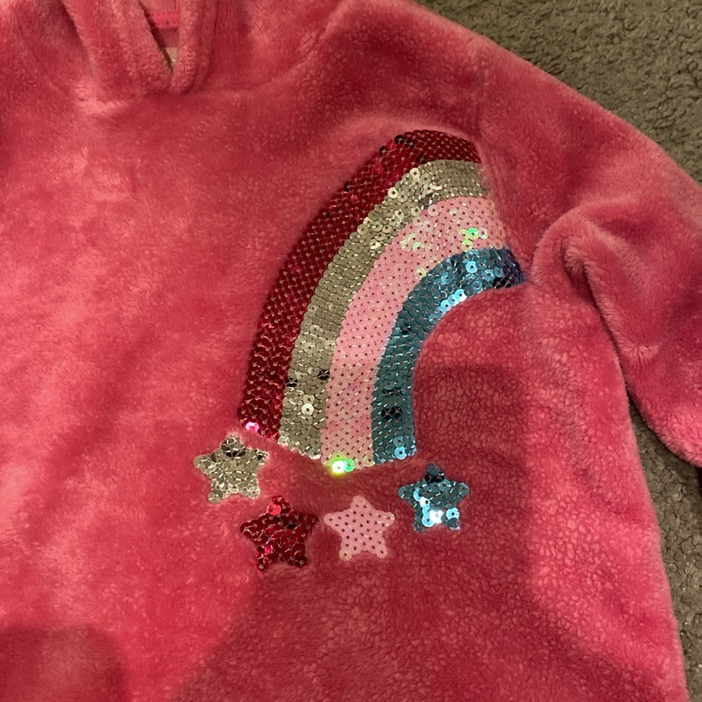 Fuzzy hooded sweater (little girl) - Picture 2 of 4